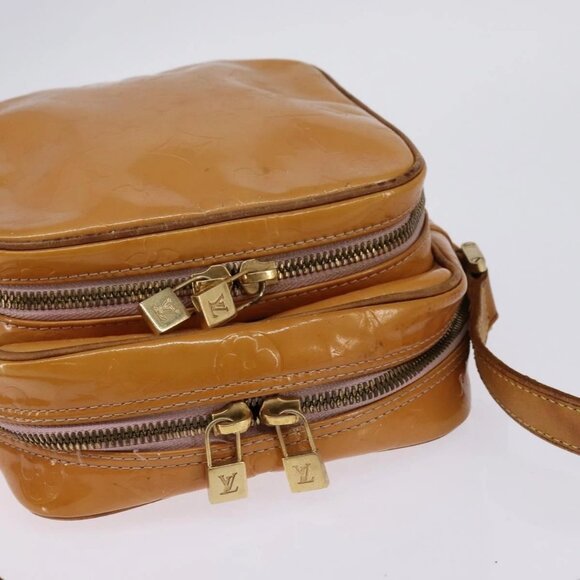 LOUIS VUITTON Monogram Vernis Wooster Bag Marshmallow Pink - Picture 8 of 16